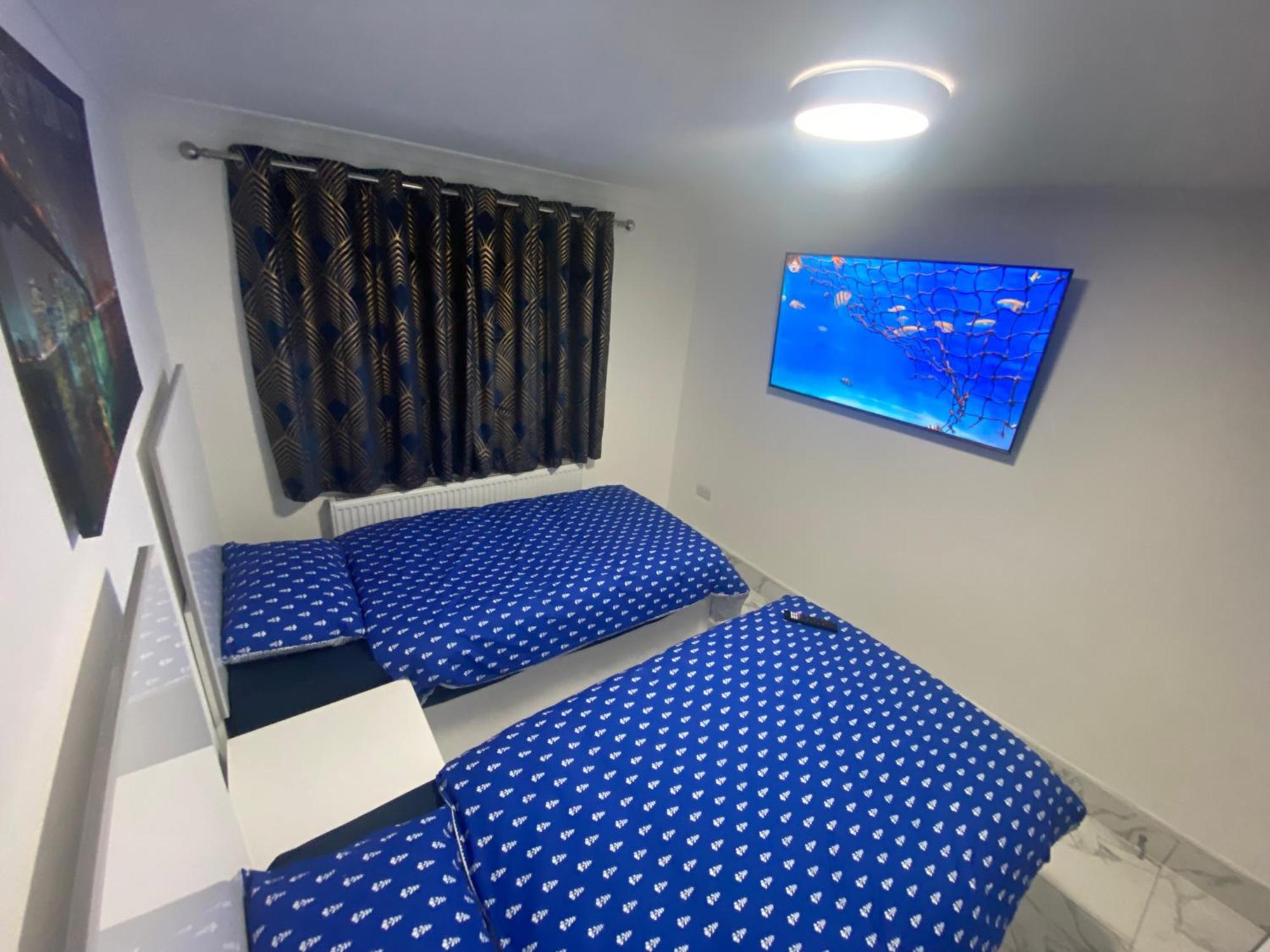 The Royal Boutique Oxford Lodge By London Sleep 6 Hayes  Exterior foto